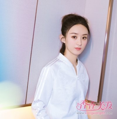 ����Ů����Ƥ�̷��������� ���첱��¶��������ˬ����