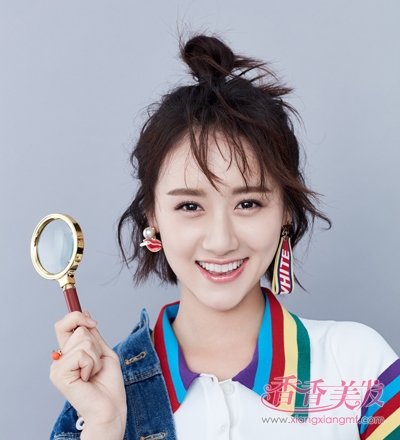 ����Ů����Ƥ�̷��������� ���첱��¶��������ˬ����