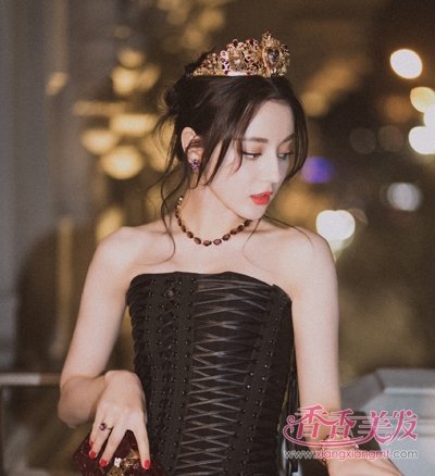 ���˷��͵ĵ����Ȱ͸���Ů�� �����Ȱ����³�����������