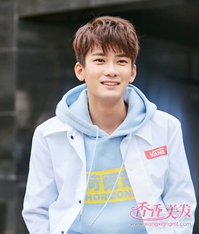 ��������С���·�������˧�� ���ʺ�����20�����