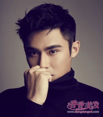男生头发很容易乱?学会这几招发型立马不乱还有型