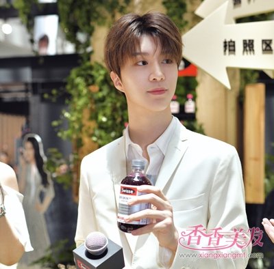 ���˼һ���00�� ��ةة�ķ�����Ʒû��˵ ̫���ˣ�