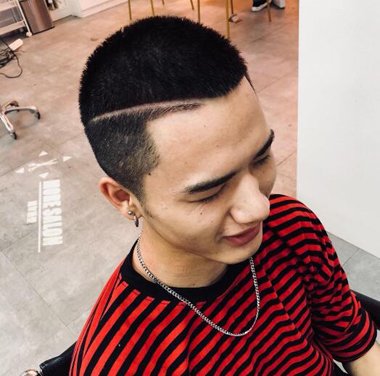 �������������ͷ �����򵥵İ�絶��ͷ����