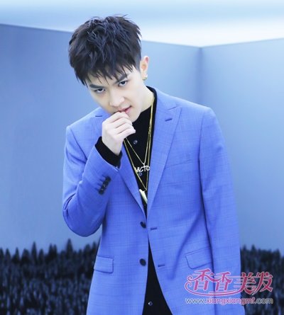 ����Ů����ϲ������������top Ģ��ͷֻ���ŵ���