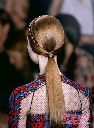 �ļ����ܲ������� 2018ȫ������������Ϯ