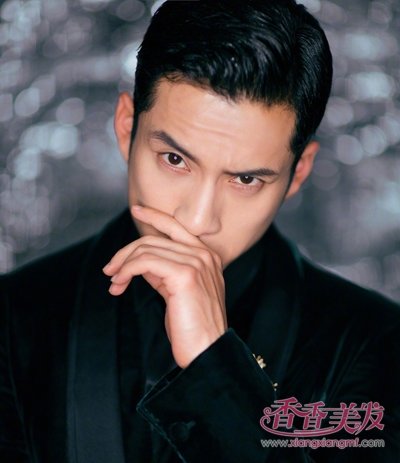 ְ����ʿ�ļ���ˬ�̷���Ϯ ��������װ����������