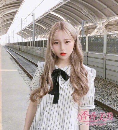 ���췢ɫǳǳ�Ĳ������鶯 �볢��ǳɫϵȾ����Ů��������