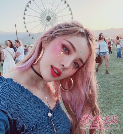 ������ױ����Ponyÿ��һ�η�ɫ�������� ����������Ⱦ������