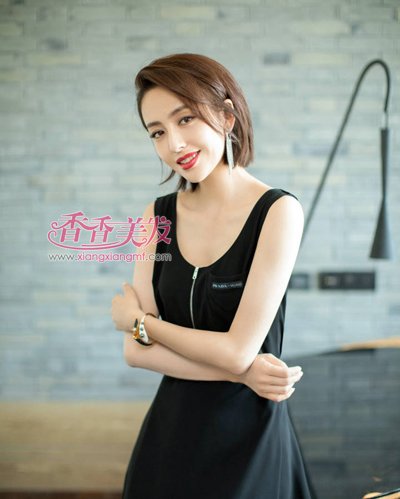 ���ݿ�������+��ɫ�����������Ů ����ʾ�����������跢��