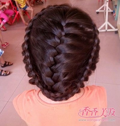 ��û������Ψ���෢����� ����Ů���³��෢������Ϯ