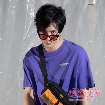 ����ˣ˧����ī������Ҳ����low �⼸�������̷���ī�������