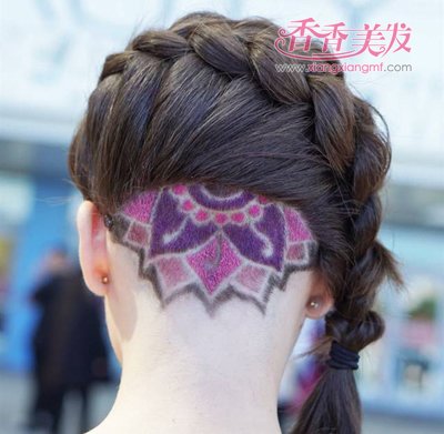 ��˵�������ͱȵ�̷��ͻ��� Ů�����Դ��ⷢ�ͼ�ֱ��Ҫ̫˧