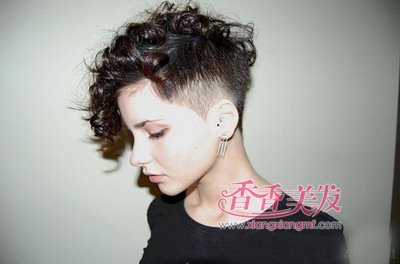 ������ĳ���ƮƮ�����ҵĿᵽû�� Ů�������߶̷���ֱ��Ҫ̫��