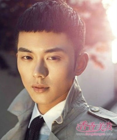 ˧���״����İ�緢����ô�� �������´�ͷ����ʱ������