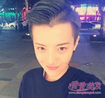 ��ŮС������Լ˧���İ�緢�� ����Ů����ֵ�İ��ͷͼƬ