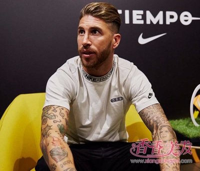 ��Ī˹�̷���ͷ��ô�� 2018��ʿ�����еĶ̷���ͷͼƬ