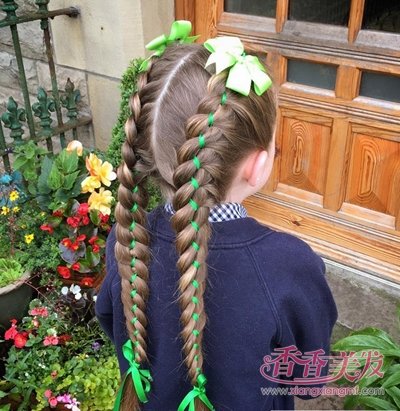 ���Ȳ���˫��β Ů��ͯ˫��β������ʽ��Ȼ������ô��