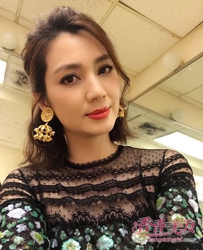 �ɳ���ʱ�䷢���ķ�����Ů�˶��� Ů�����¼��䷢������ʮ��ԭ��һ��Ҳ����