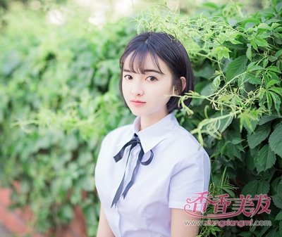 ѧ������¶����У԰������ô�� Ůѧ��¶���̷��������¿ɰ�