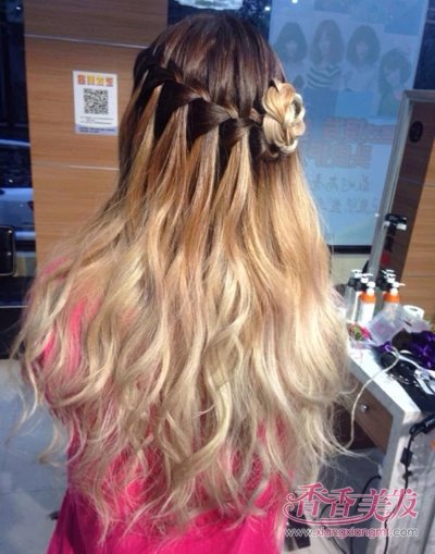 ��һ���һ����Ȼ������ô�� ���Ů��ζ�ľ����෢��Щ����