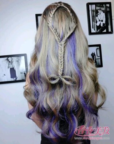 ��һ���һ����Ȼ������ô�� ���Ů��ζ�ľ����෢��Щ����