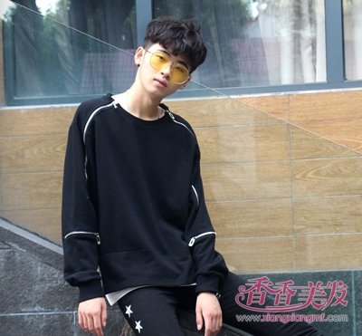 ����������������ѡ���� ����ͷ����ͷ���Ǻ�������С����ı���