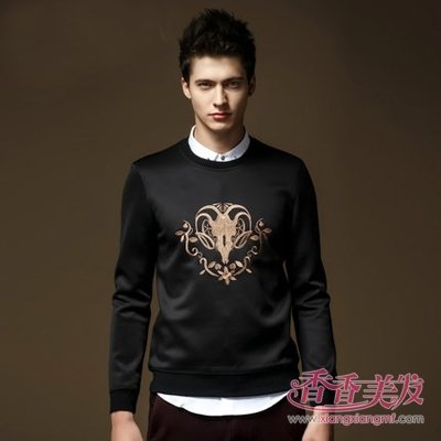 ����������������ѡ���� ����ͷ����ͷ���Ǻ�������С����ı���