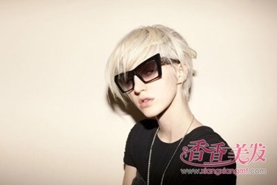 Ů��¶���̷��������� Ů��¶���̷�������������������