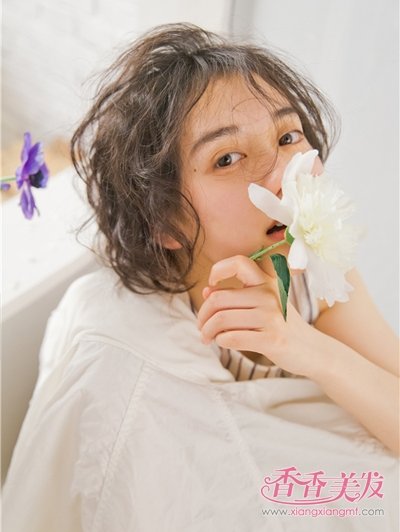 ����Ů��������̷��ÿ��� 2018����ѧ��ͷ���������еĹԹ�Ů