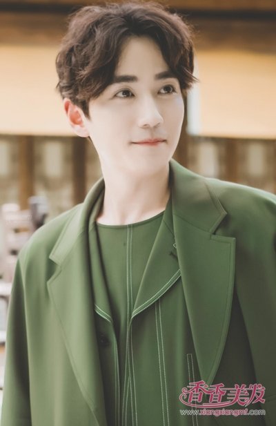 ���Ҽ��ˣ���˧�Ķ��̷������� ����Ҳ�ý���ͷ�����������̷���