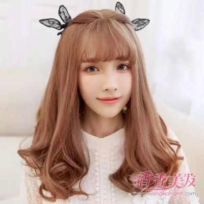 �����ˣ����Ƕ��¶���̧ͷ��һ����ܼ�ͷ �����������ͻ�������