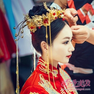 �й����̷������������� ������������̷���Ȼ�Ķ�