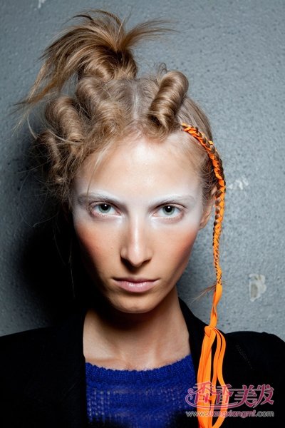 ���ԳƱ෢ÿһ�涼�ܱ��� 2018��������С��Ů�����⼸��ԳƱ෢