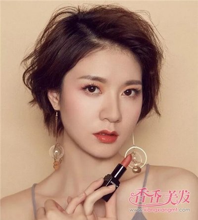 75��ŮʿӦ�ö�ѡ�����̷� ���¶̷��������ž���������