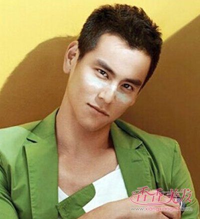 ��Լ��ˬ��Сƽͷ�����ʺ�ѧ���� �������������Сƽͷ���Ǻ�˧��