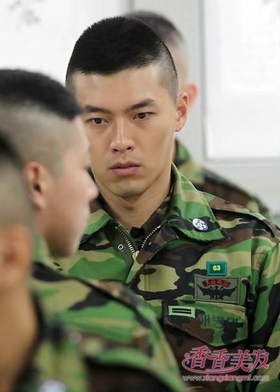 ����ƽͷ���;���Ӣ�۱�ɫ ��ʿ����ƽͷ����Ҫ�ľ��Ǽ�Լ����