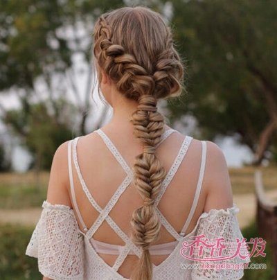 ���ս�ͷ�����������㰼���� �����������ķ������������ľ��ǲ�һ��