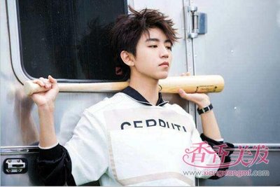 �����ѹ��ÿ��Ǹ��Լ��̸�ͷ���� �������¶��̷����ʺ��ﶬ����