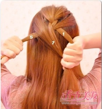 �ŹǱ�ѧ���˻���������� һ��һ���������ŹǱ��ֲе�Ҳ��ѧ��