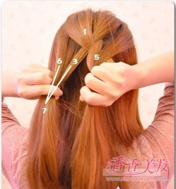 �ŹǱ�ѧ���˻���������� һ��һ���������ŹǱ��ֲе�Ҳ��ѧ��