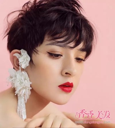 ׼����¶���̷������������� ¶���̷���ɴ������������ð��