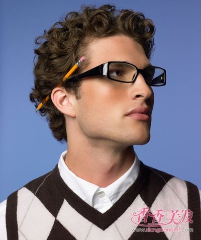 ӵ������ӵ���ʸ� ŷ����ʿ���̷���˧������