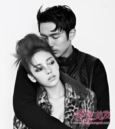 �����������ܱ���죿 С����¶��Ͳ��������ڡ�