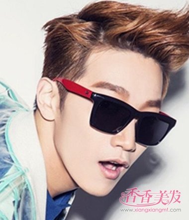 �����������ܱ���죿 С����¶��Ͳ��������ڡ�