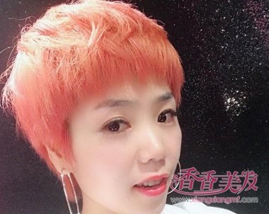 ��һ�����з�ɫ�ѳ�¯ 2019�԰�ʱ�ַ�ɫ��ѡ�⼸��