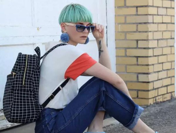 С��Ů���б�Ҫѡ������ С��Ů��������ֵ���ÿ�����