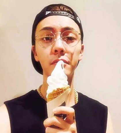 �����ˣ�����ҲҪ��ñ�Ӱ����� ��ʿ��ñ��������ͷ�����Կ�