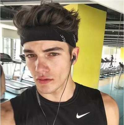 �˶�������������˶����� �����̷�+�˶�����ÿʱÿ�̶�Ҫ˧������