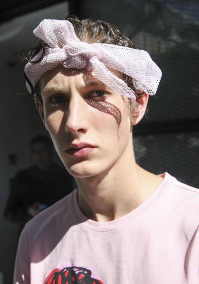 �˶�������������˶����� �����̷�+�˶�����ÿʱÿ�̶�Ҫ˧������