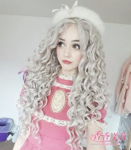 ���˳�������Ů��ľ��䷢�� ���˳�������������Щ��ɫ